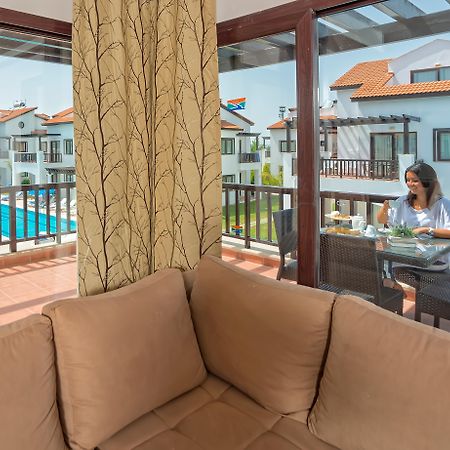 Akpalace Belek Bagian luar foto