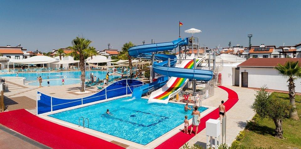 Akpalace Belek Bagian luar foto