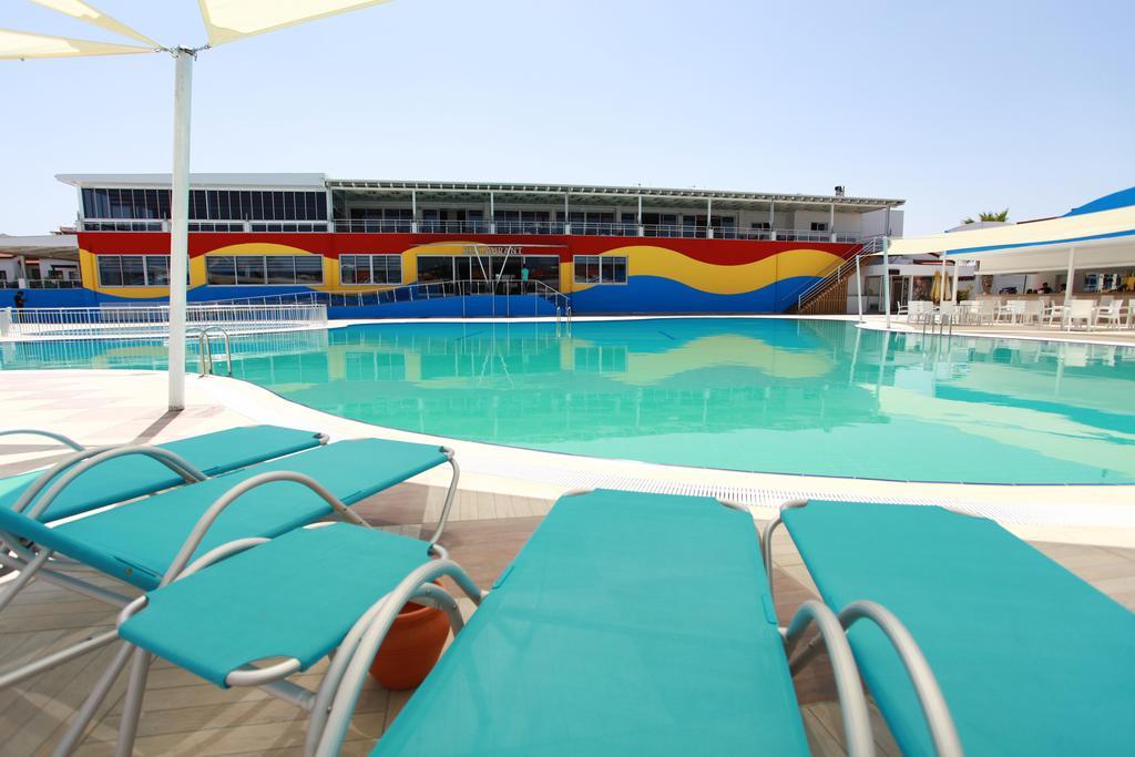 Akpalace Belek Bagian luar foto