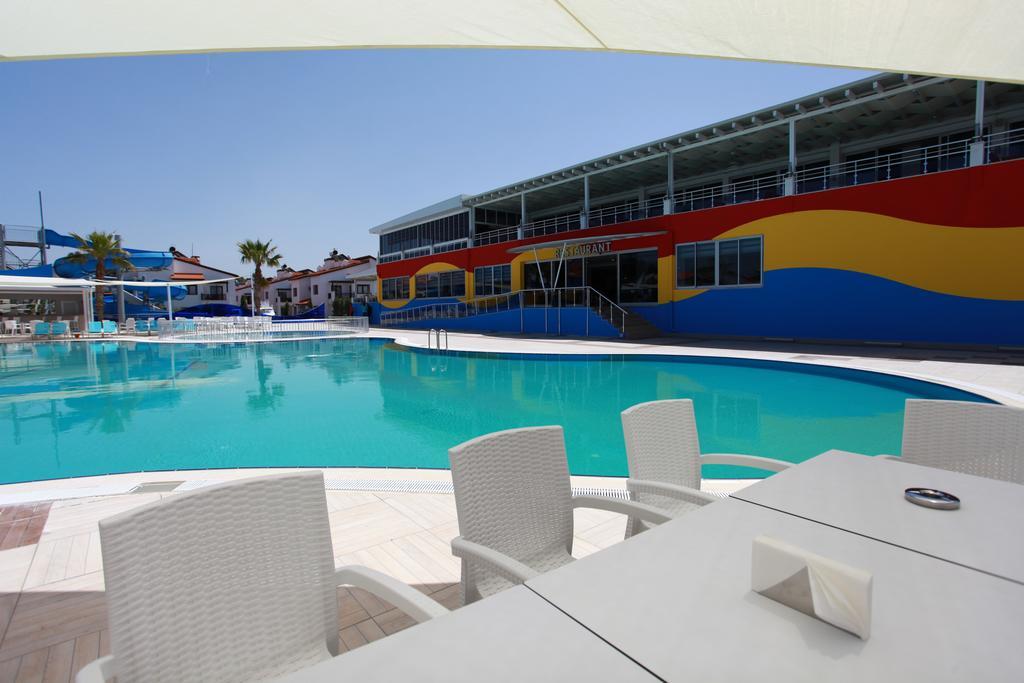 Akpalace Belek Bagian luar foto