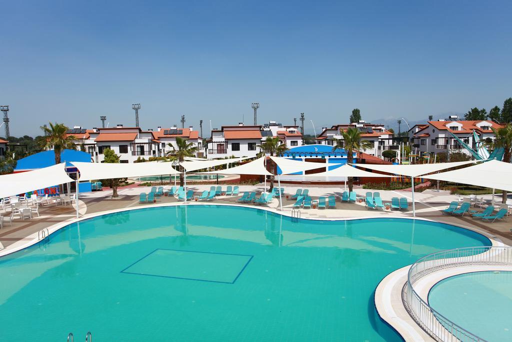 Akpalace Belek Bagian luar foto